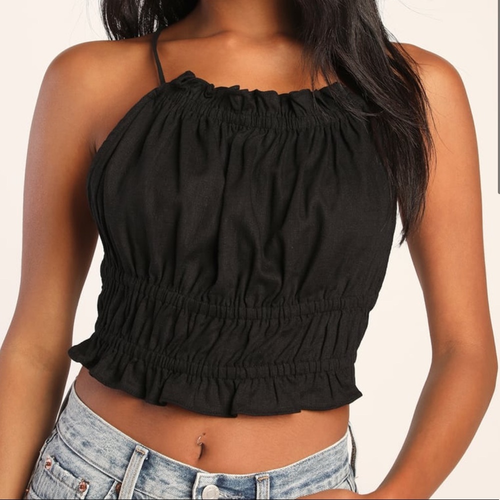 Lulu’s Backless Crop Top